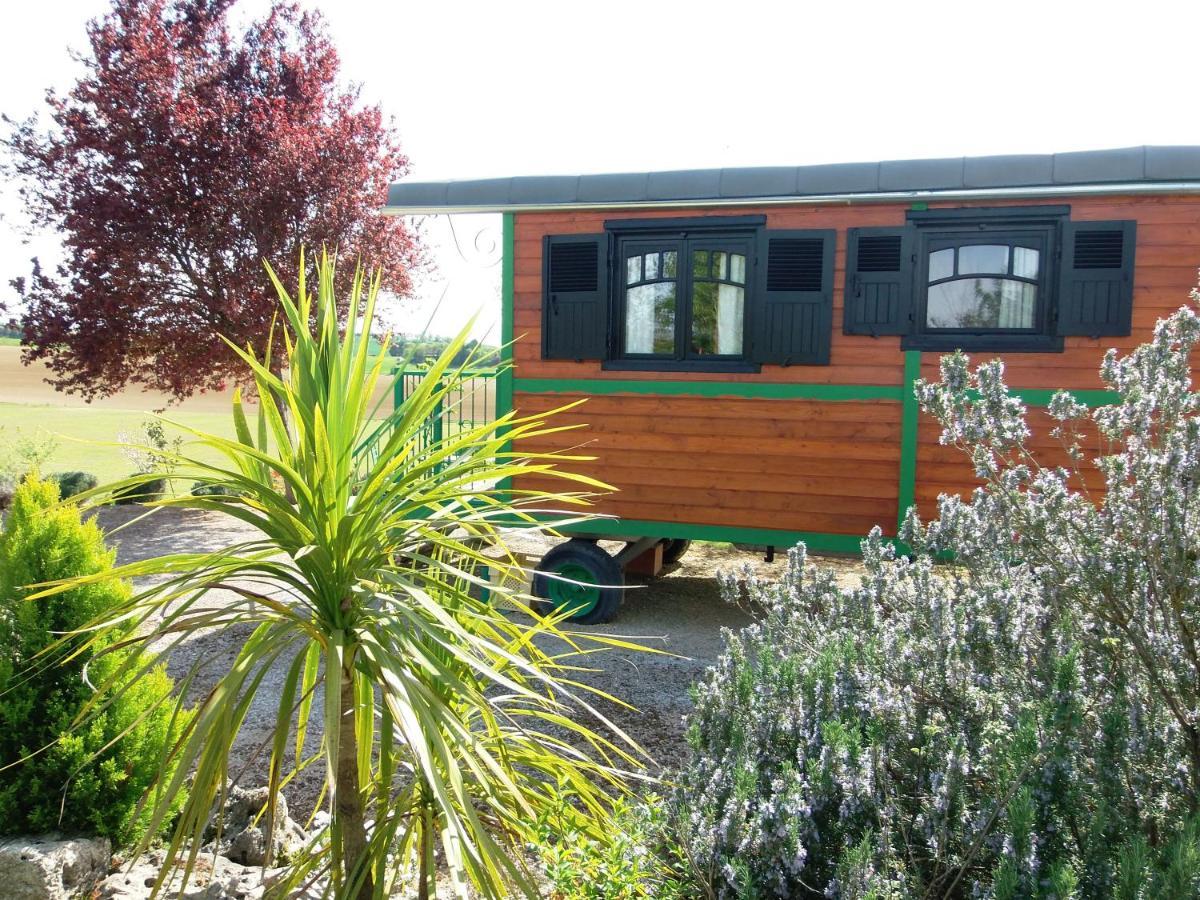 Roulotte Acces Privatif Spa Pauilhac Exterior foto